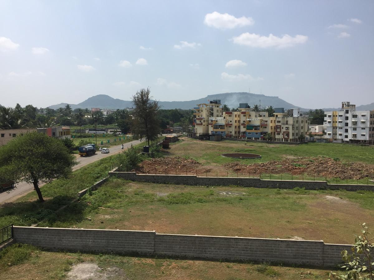 Sarang Lodging & Boarding Satara Exterior foto